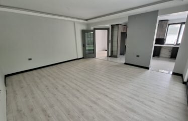 Beyköy Sitesi’nde Bahçeli Lüks 2+1 Kiralık Daire (120m²)