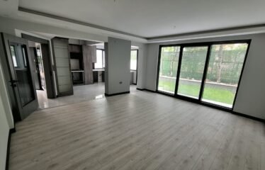 Beyköy Sitesi’nde Bahçeli Lüks 2+1 Kiralık Daire (120m²)